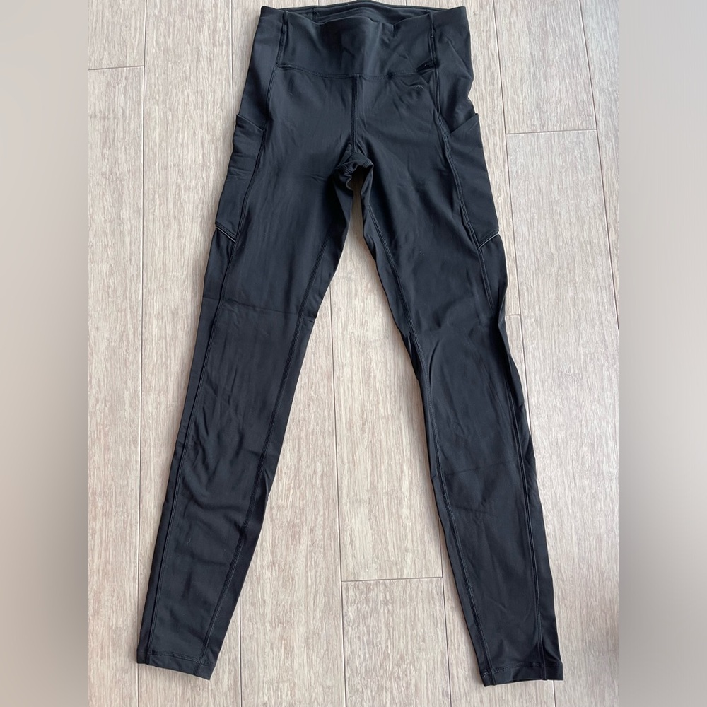 Lululemon Black Fast and Free Tight Leggings with Pockets Size 2